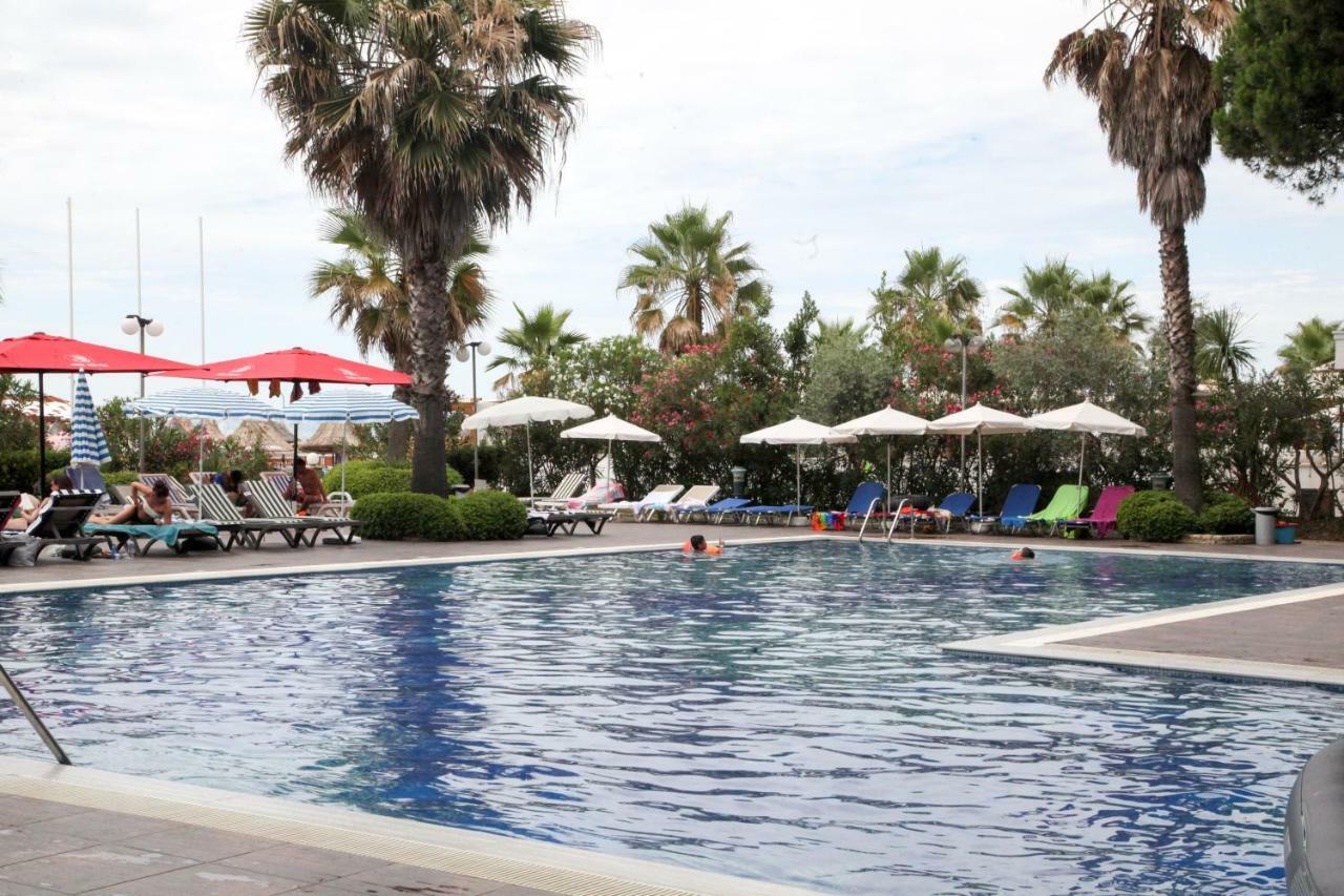 Fafa Beach Hotel Голем Екстер'єр фото
